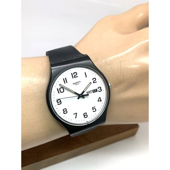 Swatch Men's Watch SUOB705 Swiss Quartz White Dial Day Date Black Rubber 41mm - Picture 11 of 14